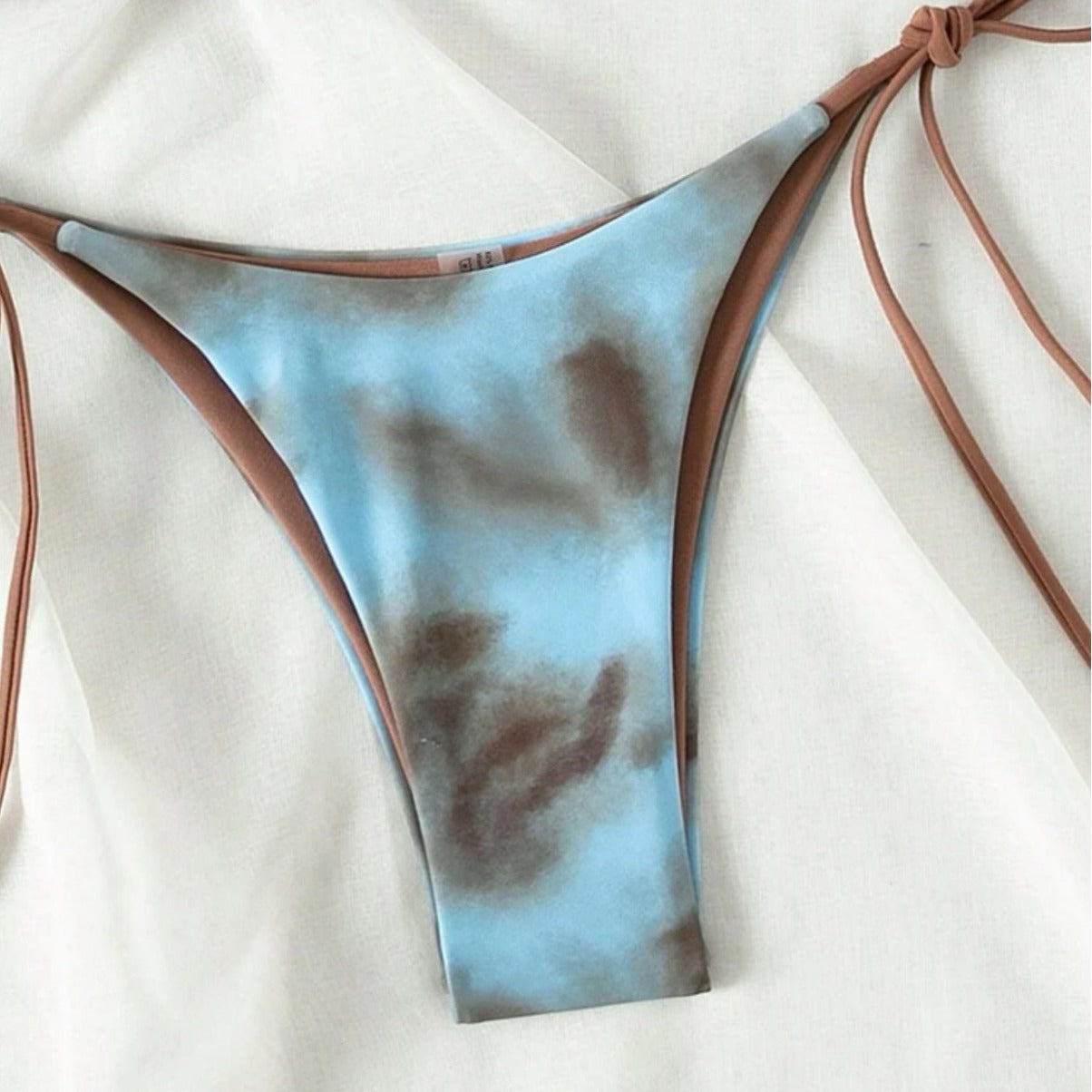 Women's Two-piece Swimsuit Sexy Lacing Three-point Bikini