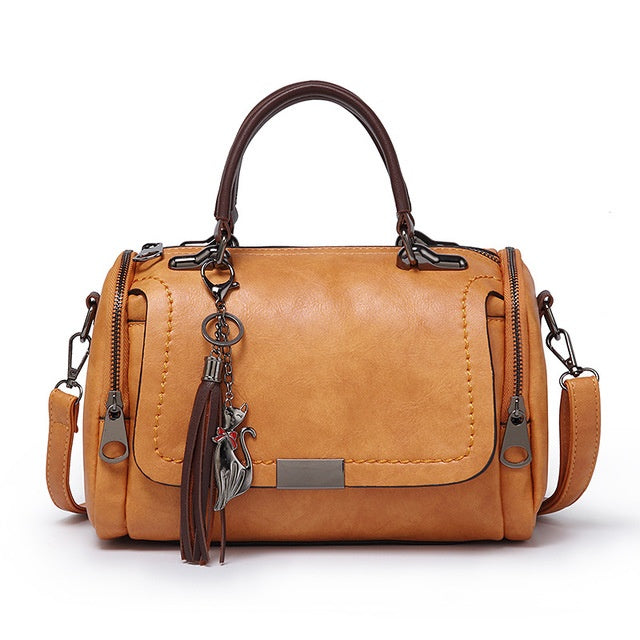 Fringed shoulder bag