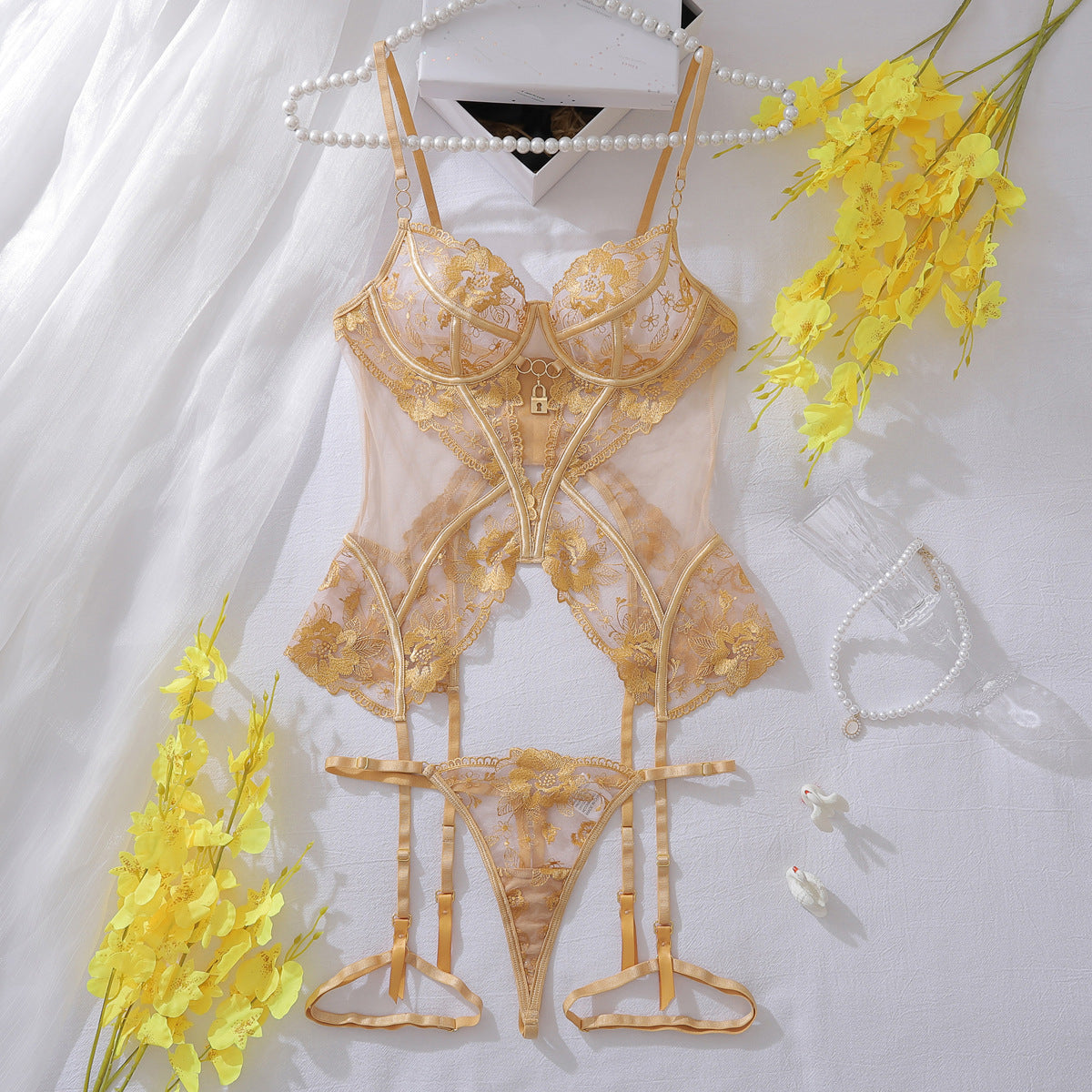 Bra Set Mesh See-through Thin Lace Seduction Underwear Underwear Three-piece Set
