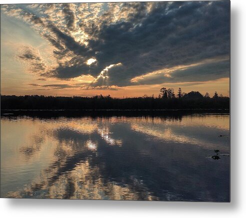 The Sun Eater reflection - Metal Print